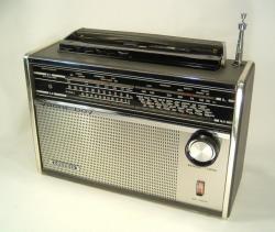 grundig-yacht-boy.jpg