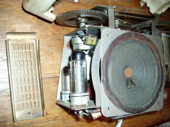 pathe-451-15.jpg