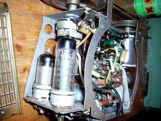 pathe-451-22.jpg
